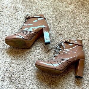 ALBA Patent leather Italian booties